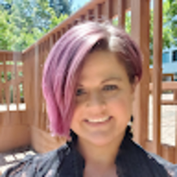 Meet your Posher, Lona - Picture 1 of 1